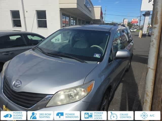 Thumbnail: 2013 Toyota Sienna - 1