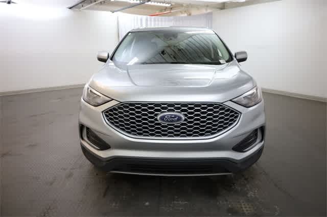 Thumbnail: 2024 Ford Edge - 12