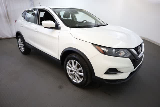 Thumbnail: 2020 Nissan Rogue Sport - 10