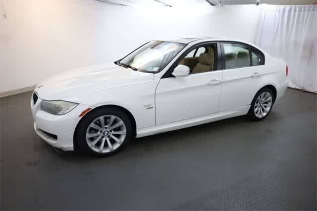 Thumbnail: 2011 BMW 3 Series - 2