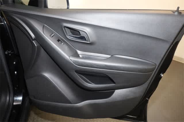 Thumbnail: 2022 Chevrolet Trax - 22