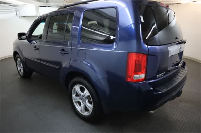 Thumbnail: 2015 Honda Pilot - 4