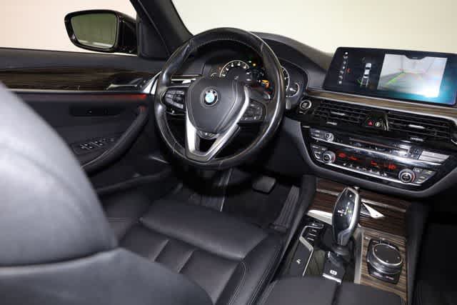 Thumbnail: 2018 BMW 5 Series - 22