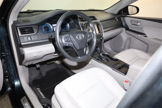 Thumbnail: 2016 Toyota Camry - 14