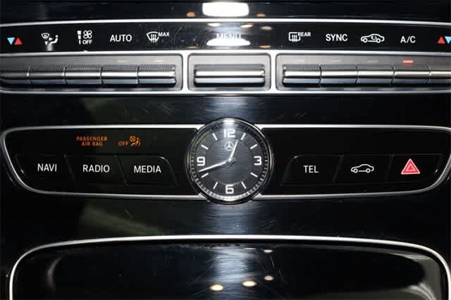 Thumbnail: 2017 Mercedes-Benz E-Class - 35