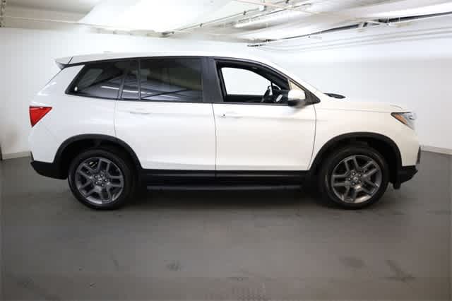 Thumbnail: 2023 Honda Passport - 9