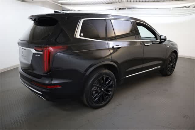 Thumbnail: 2022 Cadillac XT6 - 8