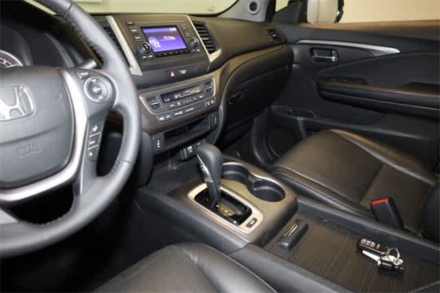 Thumbnail: 2019 Honda Ridgeline - 23