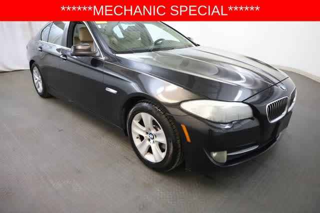 Thumbnail: 2011 BMW 5 Series - 10