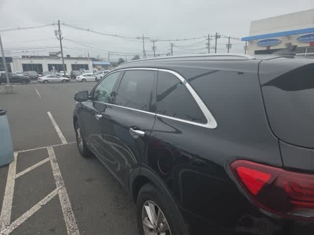 2019 Kia Sorento LX 7