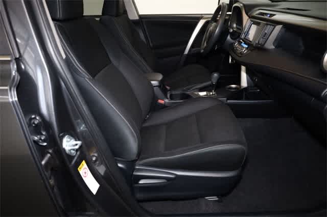 Thumbnail: 2014 Toyota RAV4 - 20
