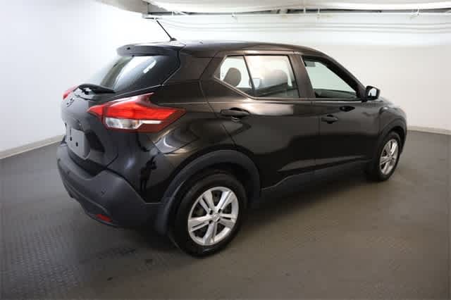2020 Nissan Kicks S 8
