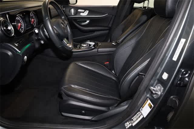 Thumbnail: 2017 Mercedes-Benz E-Class - 15