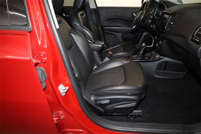 Thumbnail: 2019 Jeep Compass - 20