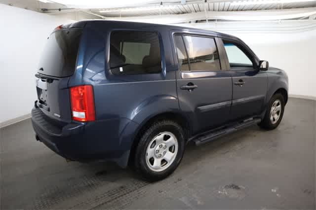 Thumbnail: 2011 Honda Pilot - 8