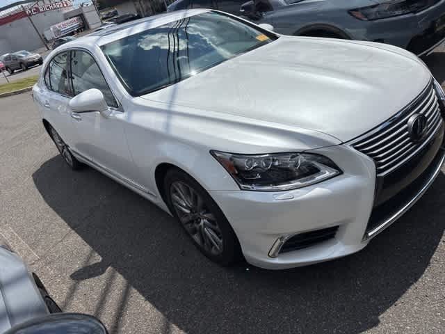 Thumbnail: 2017 Lexus LS - 21