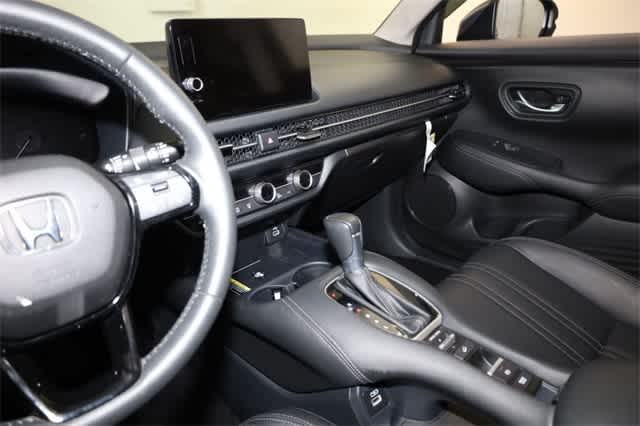 Thumbnail: 2023 Honda HR-V - 23