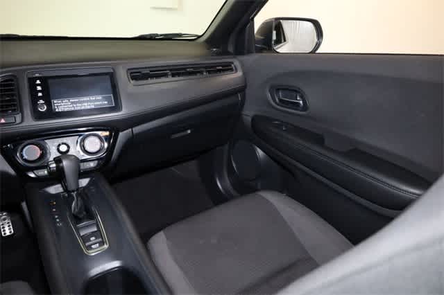 Thumbnail: 2019 Honda HR-V - 18