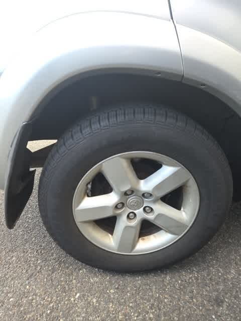 2005 Toyota RAV4 Base 18