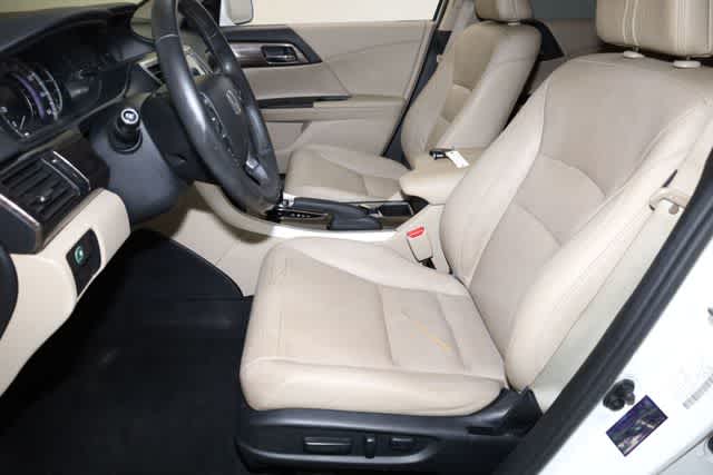 Thumbnail: 2016 Honda Accord - 15