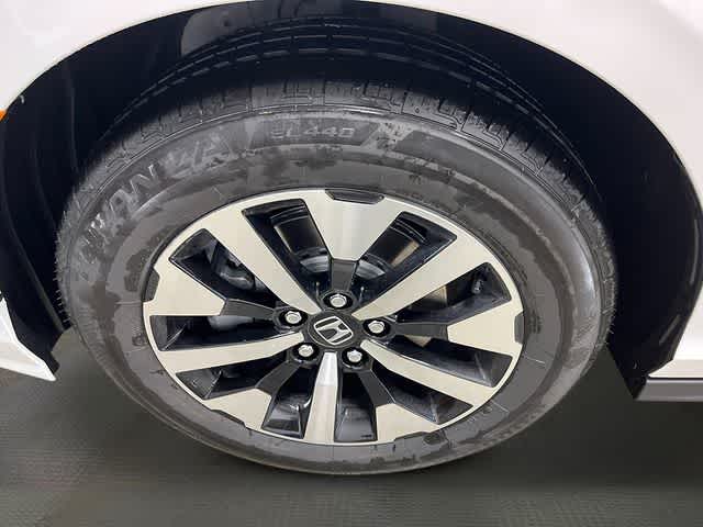 Thumbnail: 2026 Honda Odyssey - 10