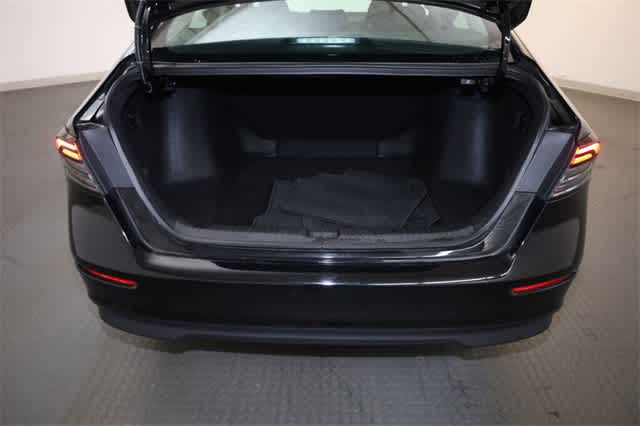 Thumbnail: 2023 Honda Accord - 31