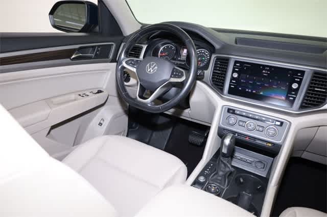 Thumbnail: 2021 Volkswagen Atlas - 16