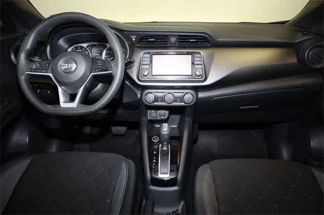 2020 Nissan Kicks S 17