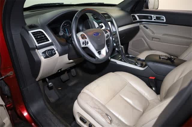 Thumbnail: 2014 Ford Explorer - 14
