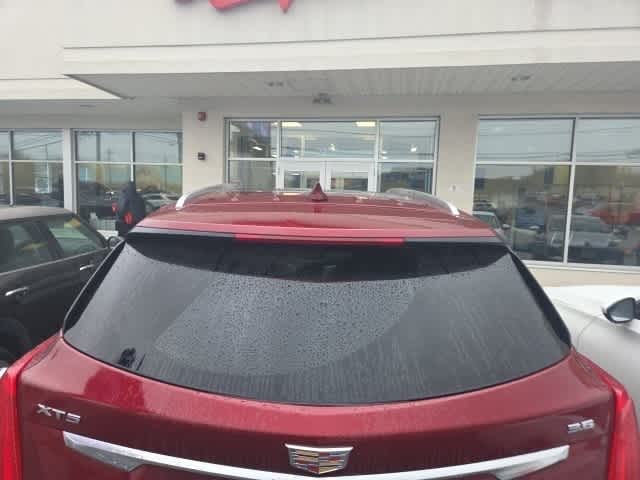 Thumbnail: 2018 Cadillac XT5 - 10