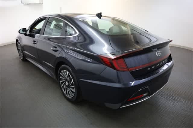Thumbnail: 2021 Hyundai Sonata - 4