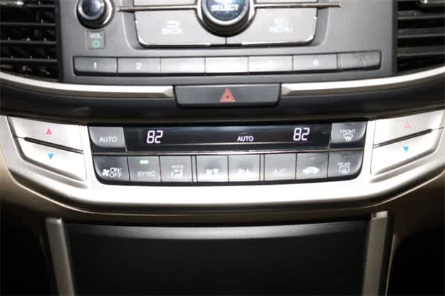 Thumbnail: 2013 Honda Accord - 29