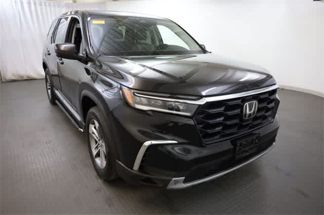 Thumbnail: 2023 Honda Pilot - 11