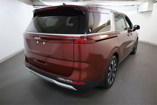 Thumbnail: 2022 Kia Carnival - 7