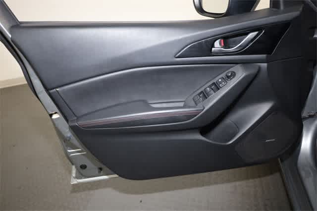 Thumbnail: 2015 Mazda Mazda3 - 13