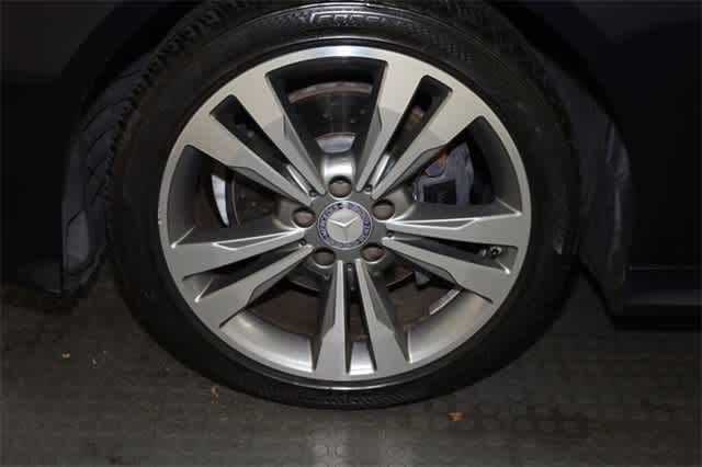 Thumbnail: 2015 Mercedes-Benz E-Class - 37