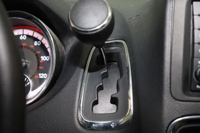 Thumbnail: 2015 Dodge Grand Caravan - 27