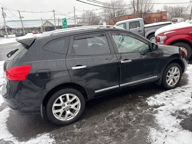 Thumbnail: 2013 Nissan Rogue - 13