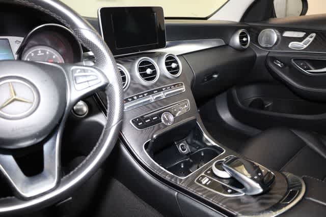 Thumbnail: 2015 Mercedes-Benz C-Class - 16