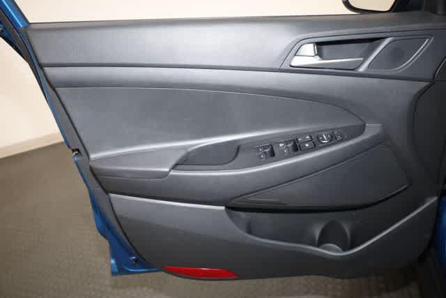 Thumbnail: 2019 Hyundai Tucson - 13