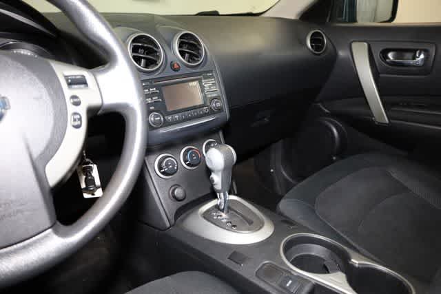 Thumbnail: 2012 Nissan Rogue - 16