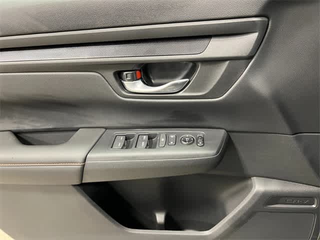 2025 Honda CR-V Sport 14