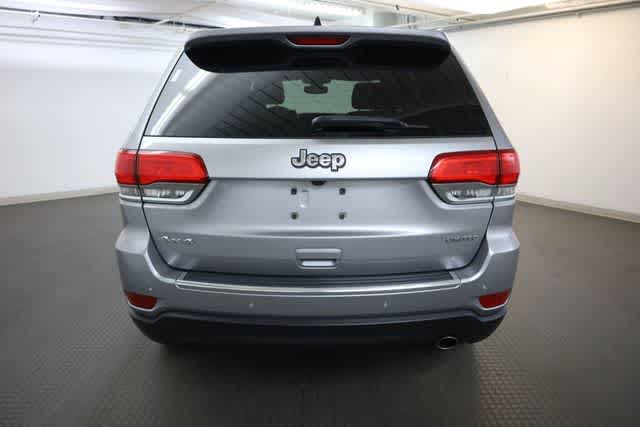 Thumbnail: 2017 Jeep Grand Cherokee - 6