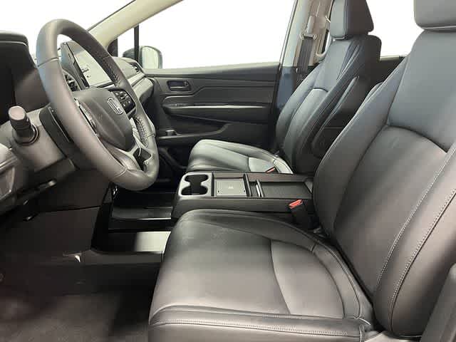Thumbnail: 2026 Honda Odyssey - 14