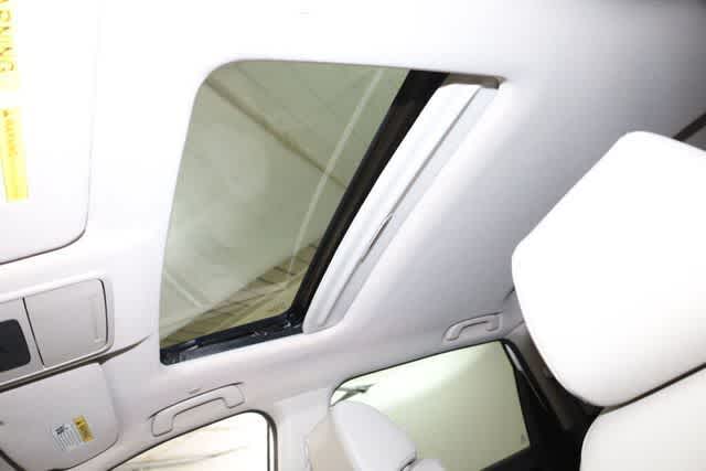 Thumbnail: 2023 Honda CR-V - 20