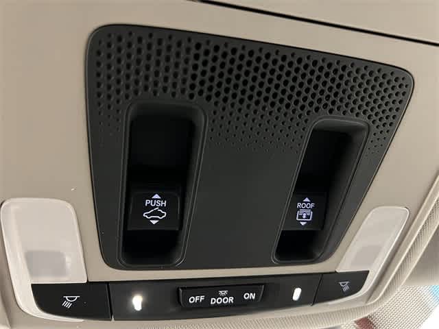 2025 Honda Pilot Elite 29