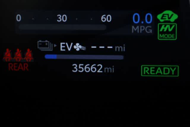 Thumbnail: 2023 Toyota RAV4 - 18