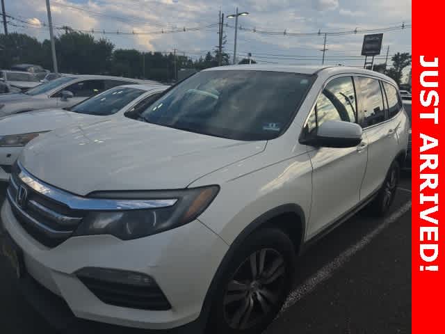 Thumbnail: 2017 Honda Pilot - 1