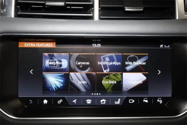 Thumbnail: 2017 Land Rover Range Rover Sport - 32