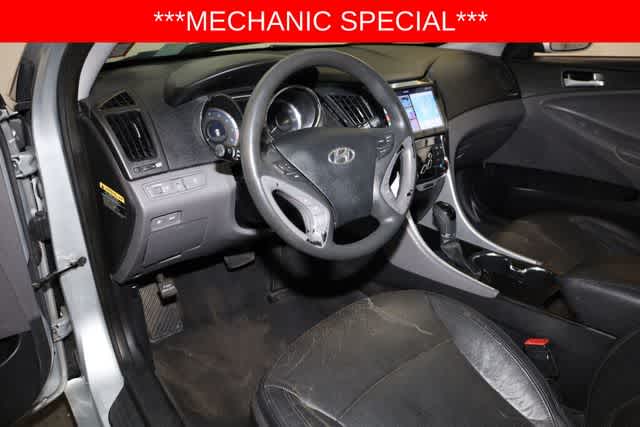 Thumbnail: 2013 Hyundai Sonata - 14